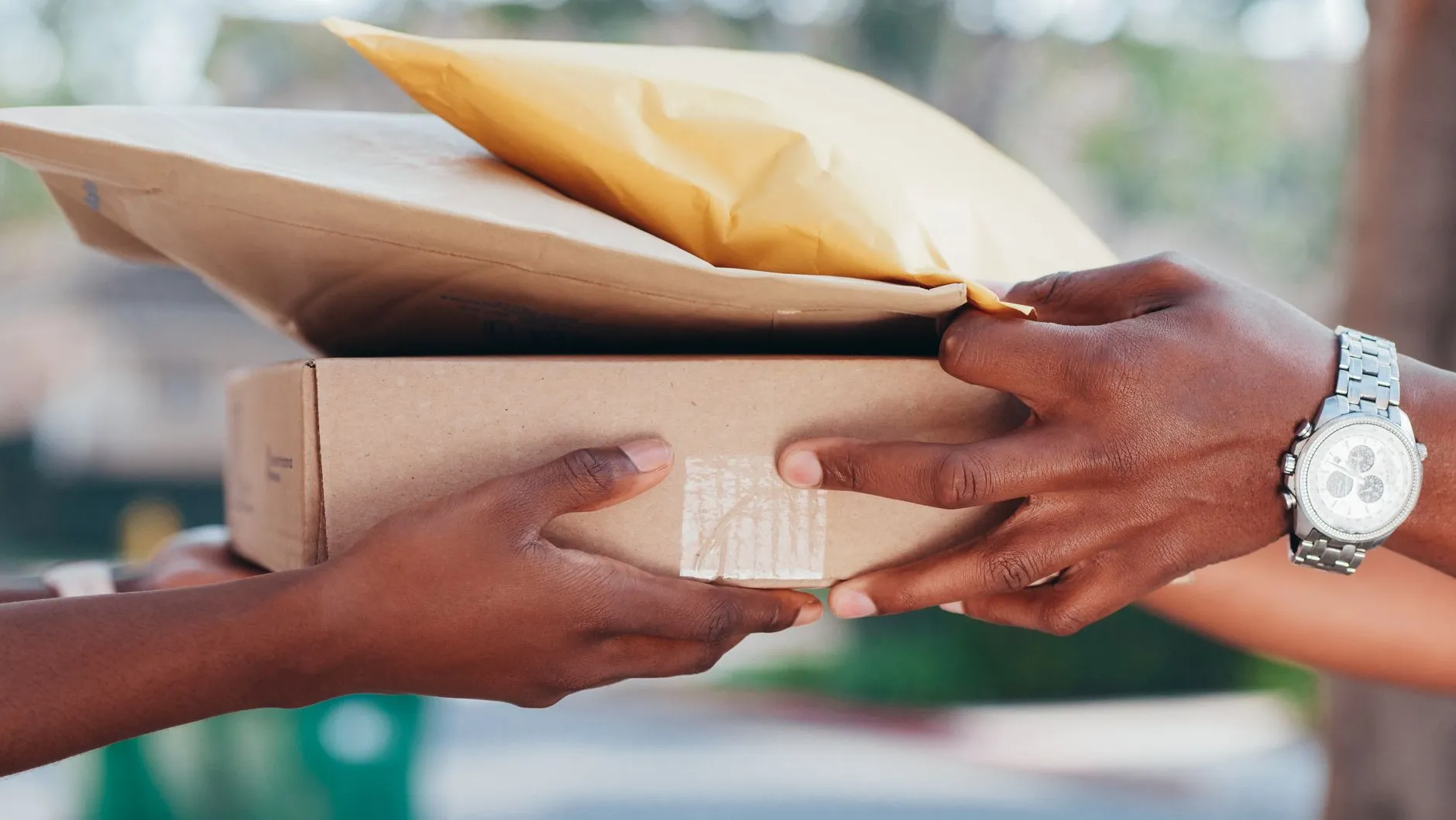 E-commerce SLA benchmarks